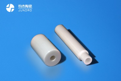 氮化硅陶瓷刀具的有哪些優(yōu)點(diǎn) 氮化硅陶瓷刀具的有哪些優(yōu)點(diǎn)