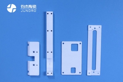 氧化鋯陶瓷結(jié)構(gòu)件的熔煉注意事項(xiàng) 氧化鋯陶瓷結(jié)構(gòu)件的熔煉注意事項(xiàng)